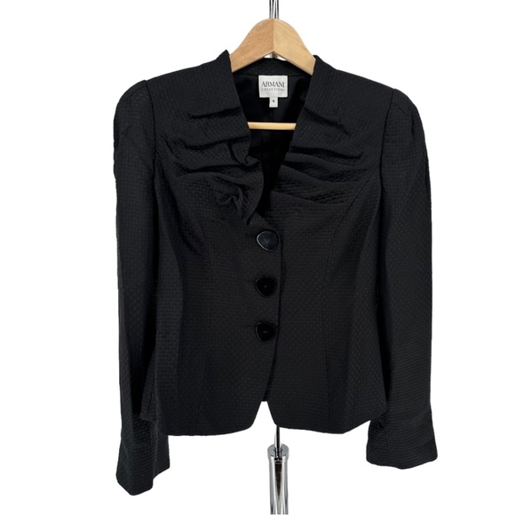 Armani Collezioni Jackets & Blazers - Armani Collezioni Black Ruffle Pleat Collar 90’s Vintage Button Jacket size 6